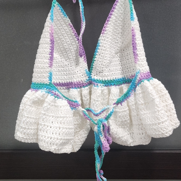 Ruffle Top - Picture 3 of 4